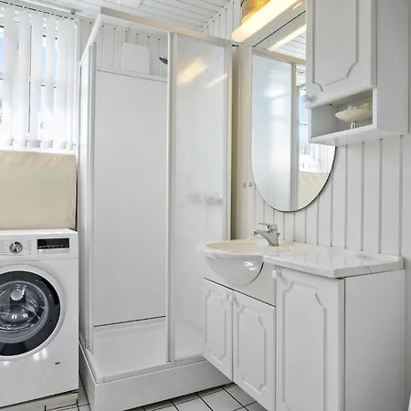 Lovely In With Kitchen *