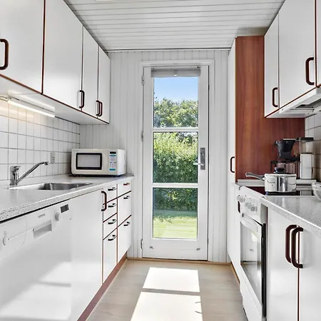 Lovely In With Kitchen *